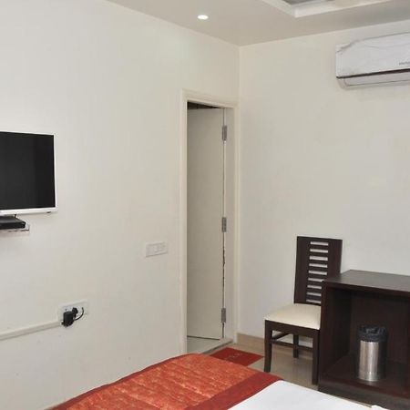 Hotel Al Gulzar Δελχί Εξωτερικό φωτογραφία